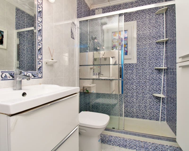 2 Zimmer Villa zu verkaufen in La Siesta mit Pool - 279.000 € (Ref: 9552161)