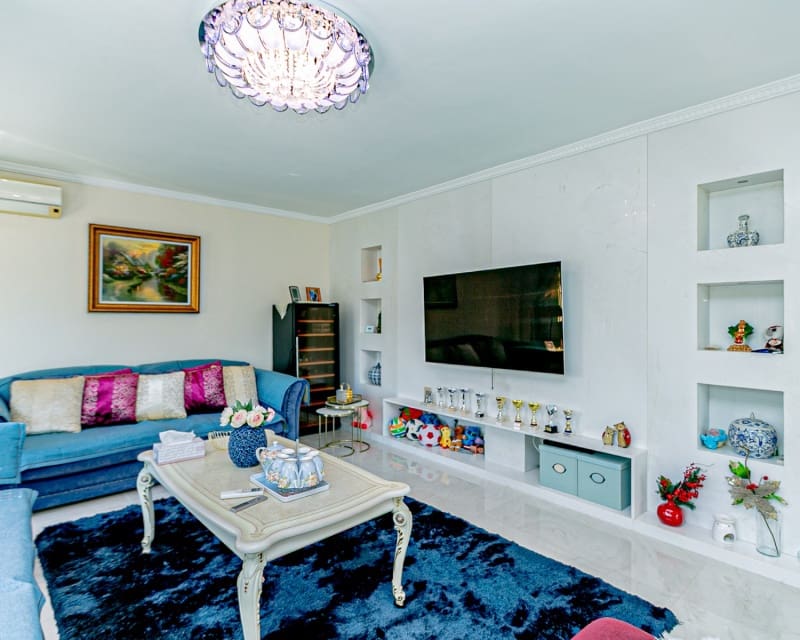 4 makuuhuone Huvila myytävänä paikassa Campoamor mukana uima-altaan - 800 000 € (Ref: 9552166)