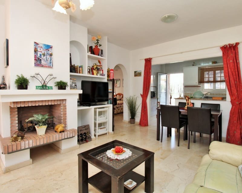 2 Zimmer Apartment zu verkaufen in Playa Flamenca mit Pool - 199.000 € (Ref: 9552168)