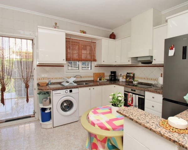 2 Zimmer Apartment zu verkaufen in Playa Flamenca, Orihuela mit Pool - 199.000 € (Ref: 9552168)