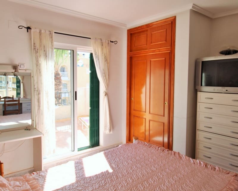 3 camera da letto Casa in vendita in Villamartin con piscina - 249.990 € (Rif: 9552170)