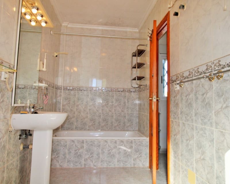 3 camera da letto Casa in vendita in Villamartin con piscina - 249.990 € (Rif: 9552170)