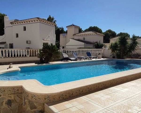 3 makuuhuone Huvila myytävänä paikassa Villamartin, Orihuela mukana uima-altaan - 465 000 € (Ref: 9552171)