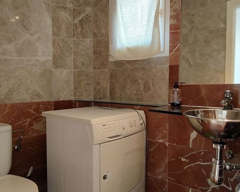 3 makuuhuone Huvila myytävänä paikassa Villamartin mukana uima-altaan - 465 000 € (Ref: 9552171)