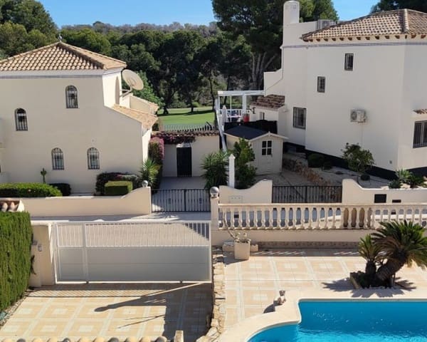 3 makuuhuone Huvila myytävänä paikassa Villamartin, Orihuela mukana uima-altaan - 465 000 € (Ref: 9552171)