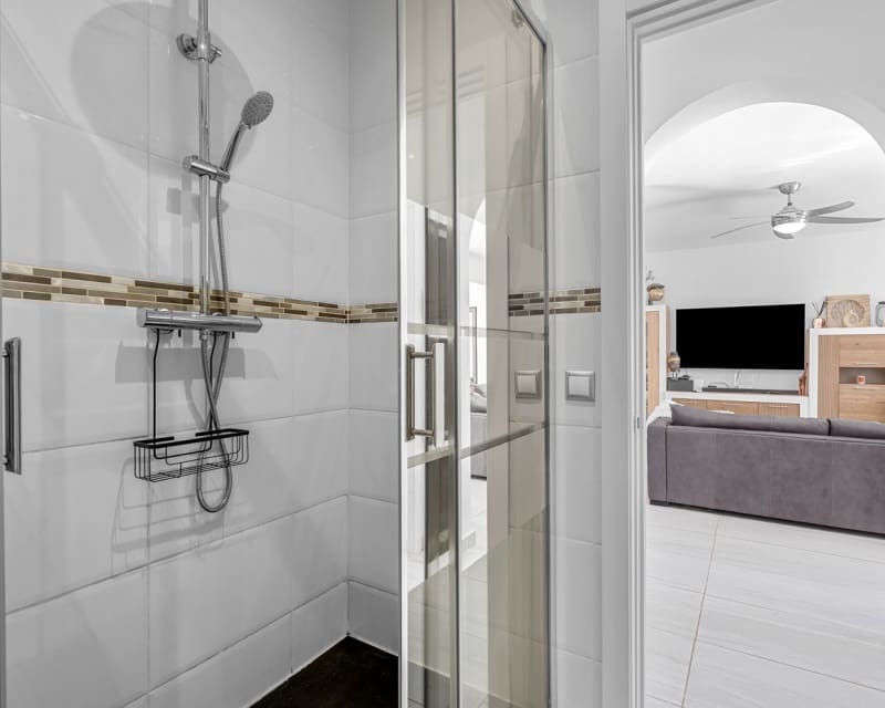 5 slaapkamer Villa te koop in Ciudad Quesada met zwembad - € 498.000 (Ref: 9552173)