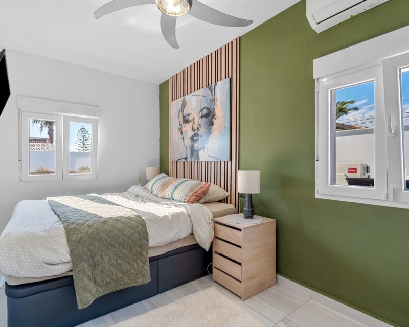 5 slaapkamer Villa te koop in Ciudad Quesada met zwembad - € 498.000 (Ref: 9552173)