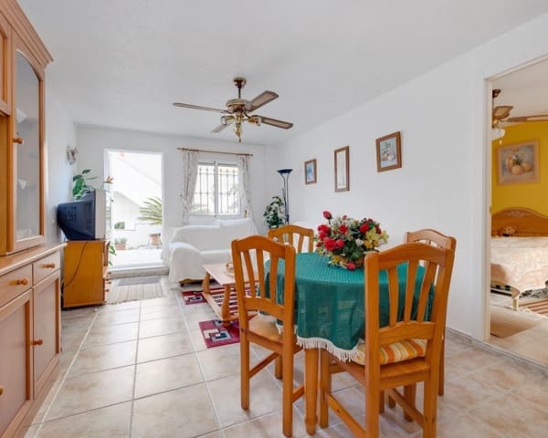 4 Zimmer Villa zu verkaufen in Playa Flamenca, Orihuela mit Pool - 305.000 € (Ref: 9552179)