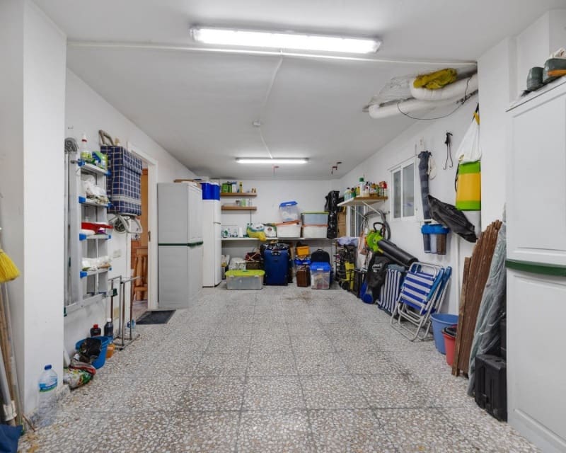 4 Zimmer Villa zu verkaufen in Playa Flamenca mit Pool - 305.000 € (Ref: 9552179)