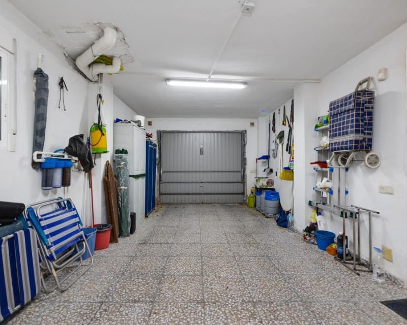 4 Zimmer Villa zu verkaufen in Playa Flamenca mit Pool - 305.000 € (Ref: 9552179)