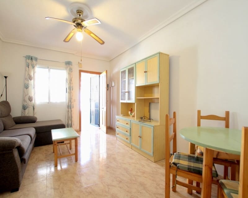 2 soveværelse Bungalow til salg i Los Balcones med swimmingpool - € 135.000 (Ref: 9552185)