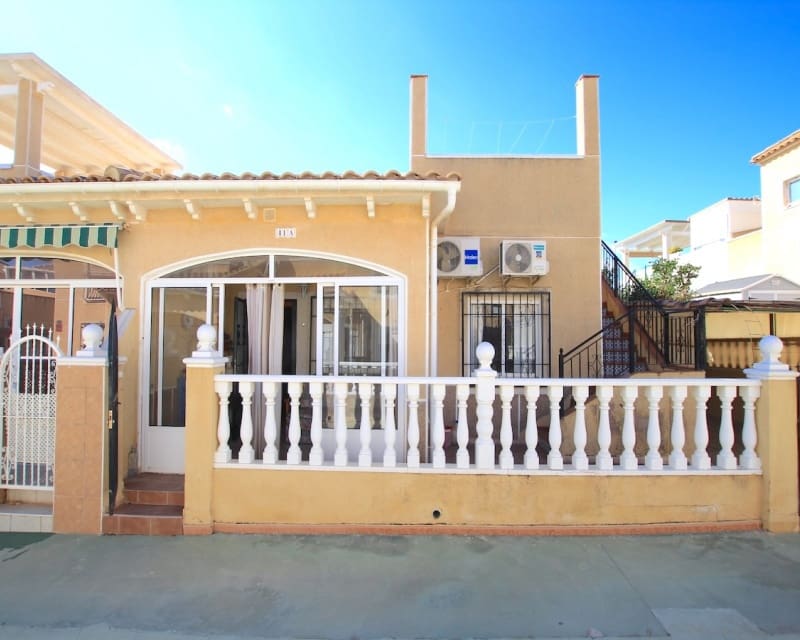 2 soveværelse Bungalow til salg i Los Balcones med swimmingpool - € 135.000 (Ref: 9552185)