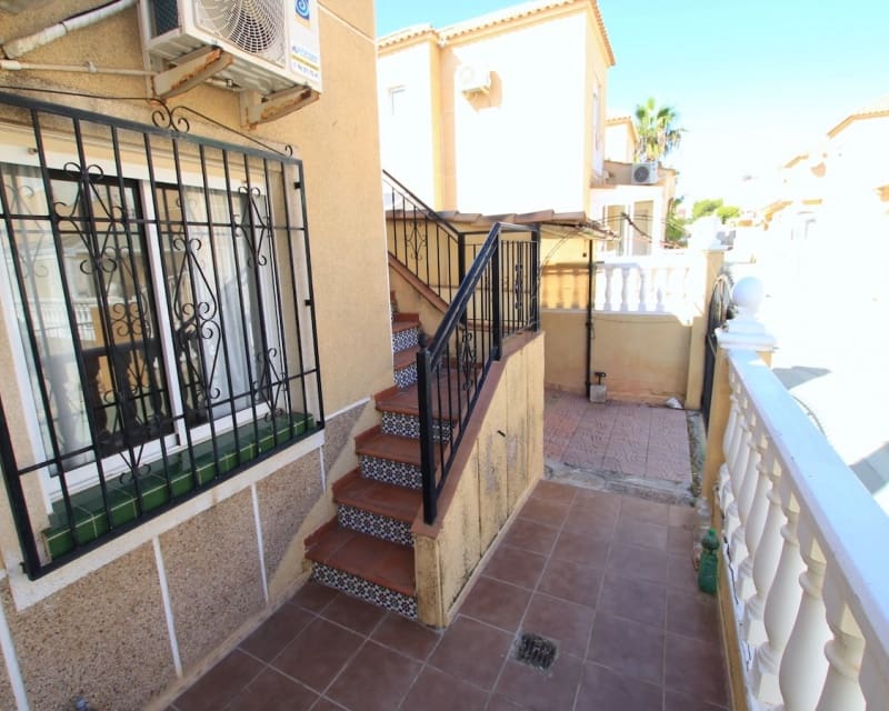 2 soveværelse Bungalow til salg i Los Balcones med swimmingpool - € 135.000 (Ref: 9552185)