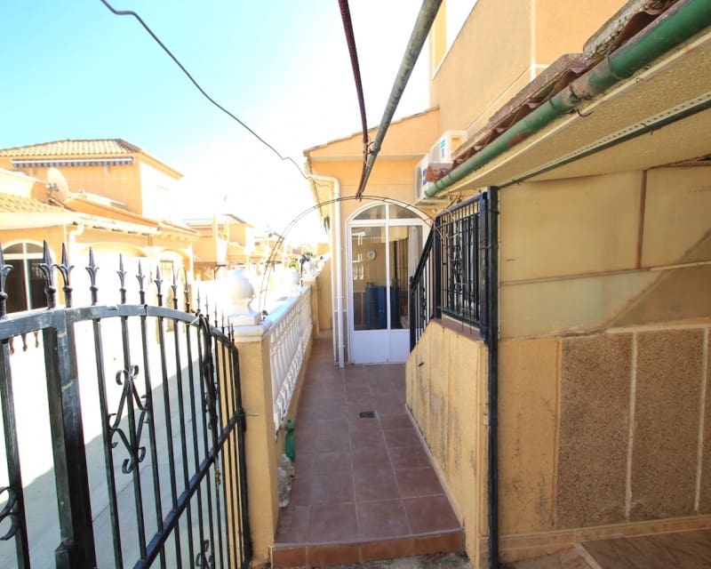 2 soveværelse Bungalow til salg i Los Balcones med swimmingpool - € 135.000 (Ref: 9552185)