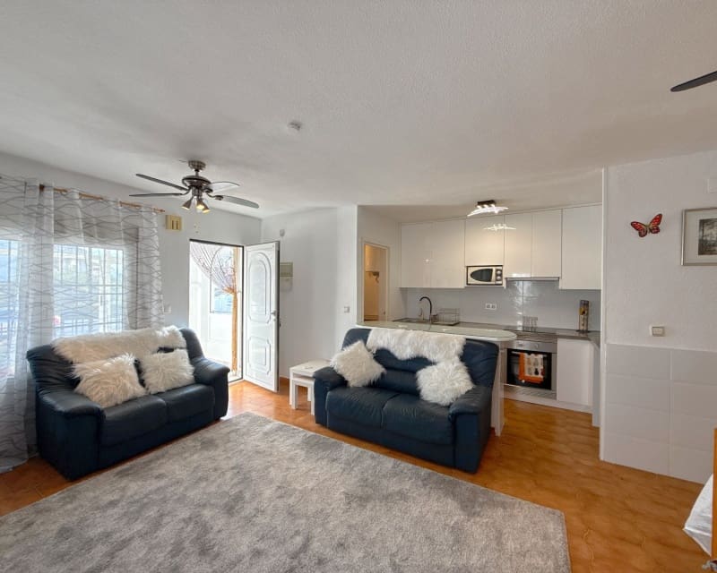 3 sovrum Hus till salu i Villamartin med pool - 229 950 € (Ref: 9552190)