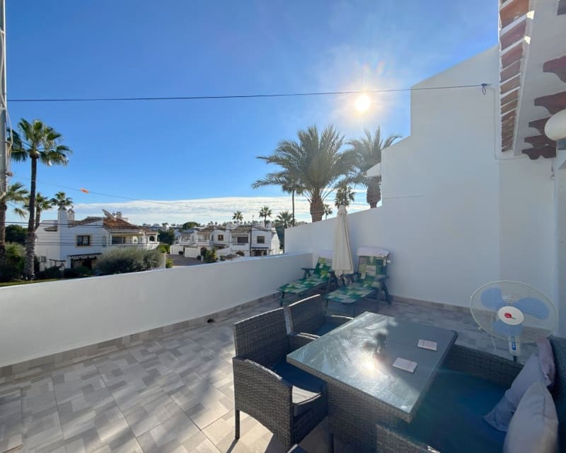 3 sovrum Hus till salu i Villamartin med pool - 229 950 € (Ref: 9552190)