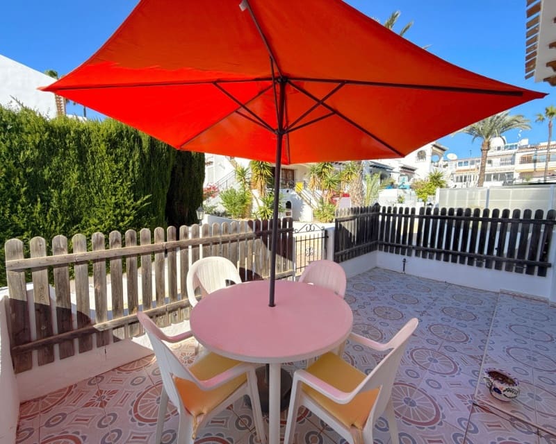 3 sovrum Hus till salu i Villamartin med pool - 229 950 € (Ref: 9552190)