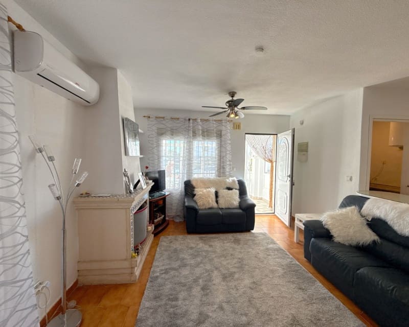 3 sovrum Hus till salu i Villamartin med pool - 229 950 € (Ref: 9552190)