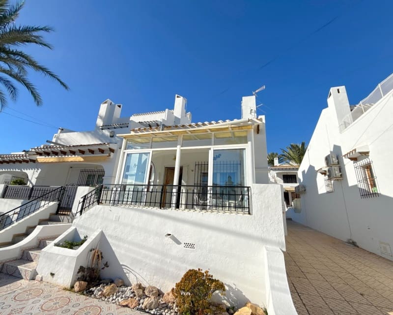 3 sovrum Hus till salu i Villamartin med pool - 229 950 € (Ref: 9552190)