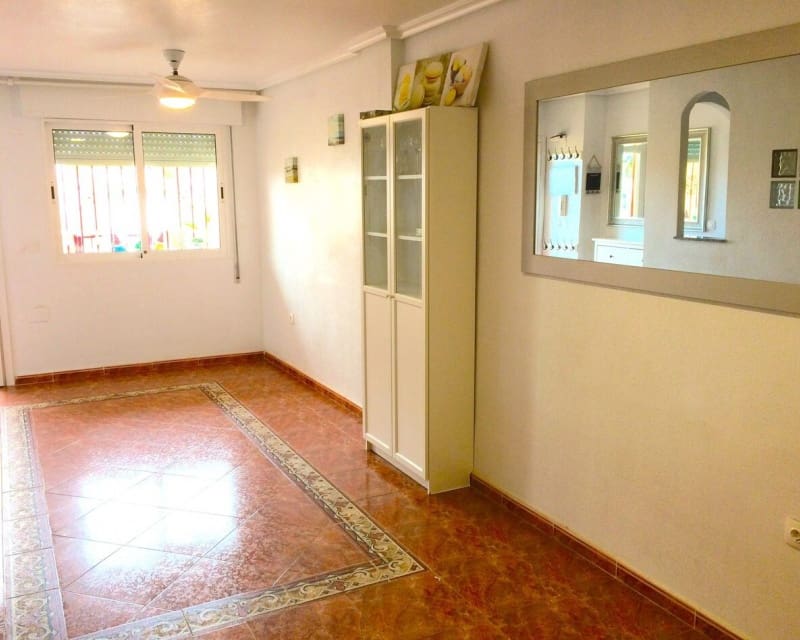 3 sypialnia Dom na sprzedaż w Playa Flamenca z basenem - 194 000 € (Ref: 9552193)