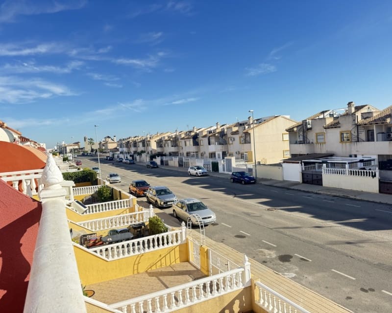 2 bedroom Townhouse for sale in Cabo Roig with pool - € 219,000 (Ref: 9552194)