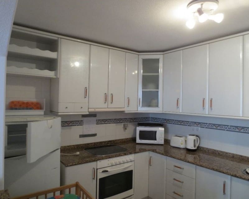 6 makuuhuone Huvila myytävänä paikassa Villamartin mukana uima-altaan - 510 000 € (Ref: 9552195)