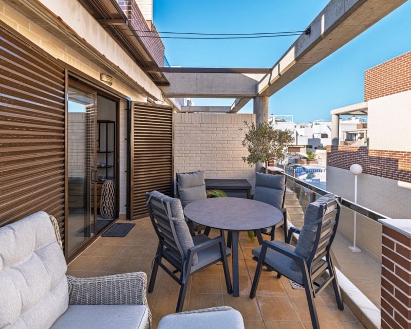 3 slaapkamer Appartement te koop in Cabo Roig met zwembad - € 249.900 (Ref: 9552197)