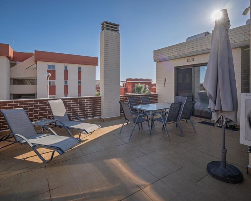 3 slaapkamer Appartement te koop in Cabo Roig met zwembad - € 249.900 (Ref: 9552197)