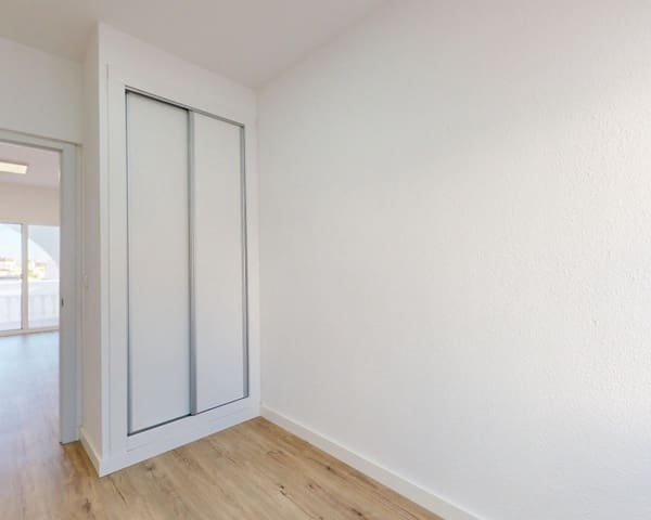 2 soveværelse Bungalow til salg i Villamartin, Orihuela - € 199.000 (Ref: 9552201)