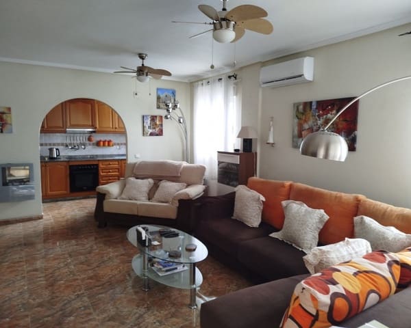 3 sovrum Hus till salu i Villamartin, Orihuela med pool - 240 000 € (Ref: 9552204)