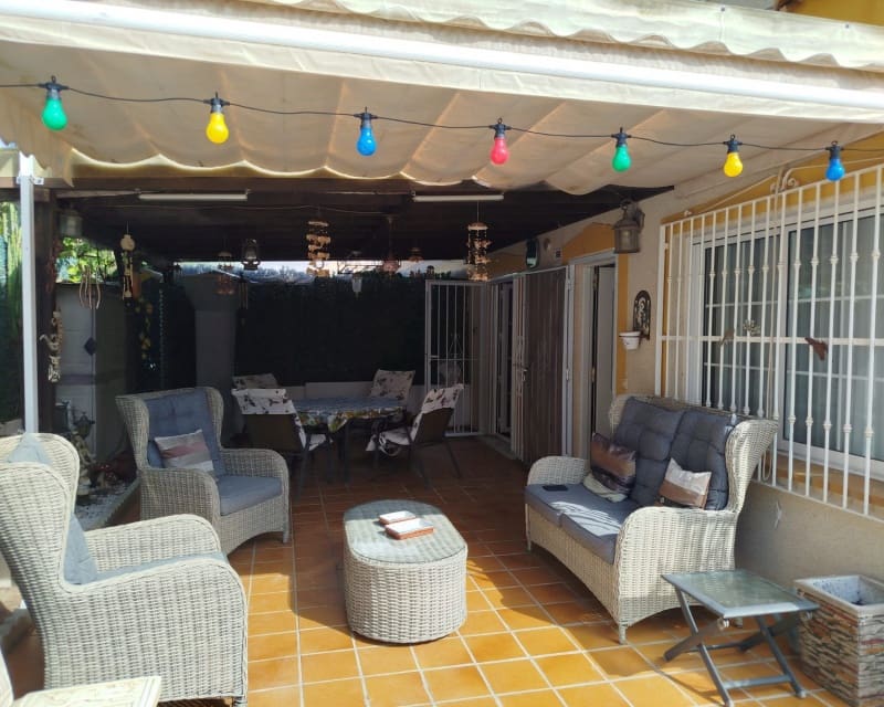 3 sovrum Hus till salu i Villamartin med pool - 240 000 € (Ref: 9552204)