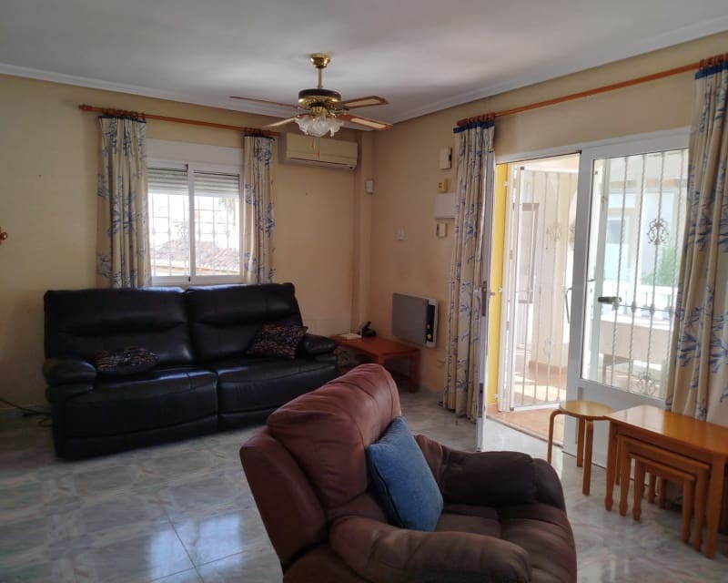 3 chambre Villa/Maison à vendre à La Zenia avec piscine - 379 000 € (Ref: 9552205)