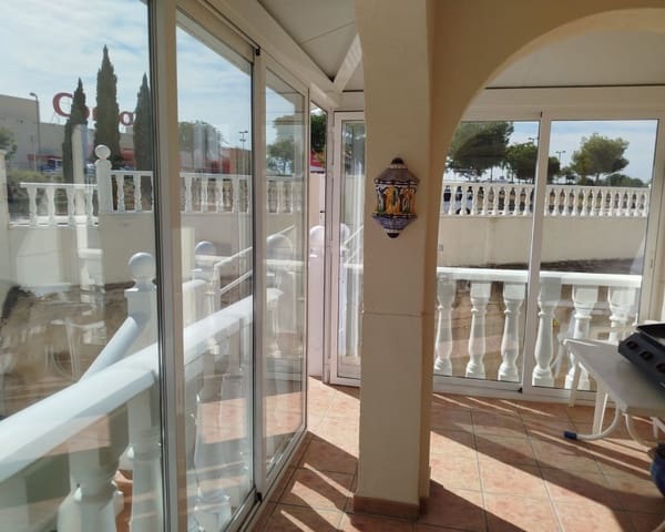 3 quarto Moradia para venda em La Zenia, Orihuela com piscina - 379 000 € (Ref: 9552205)