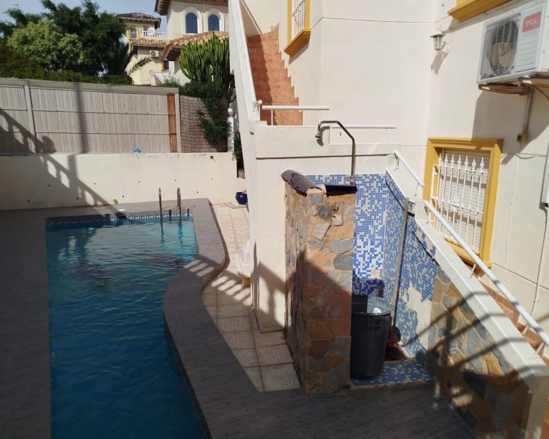 3 chambre Villa/Maison à vendre à La Zenia avec piscine - 379 000 € (Ref: 9552205)