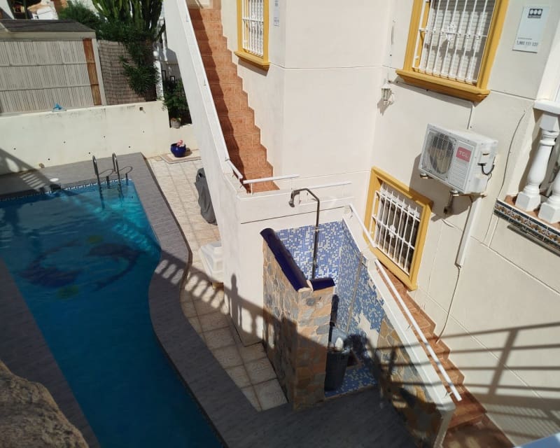 3 chambre Villa/Maison à vendre à La Zenia avec piscine - 379 000 € (Ref: 9552205)