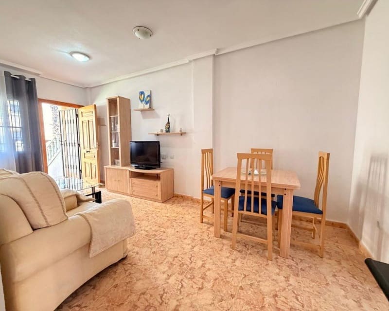 2 makuuhuone Huoneisto myytävänä paikassa Villamartin mukana uima-altaan - 154 000 € (Ref: 9552211)