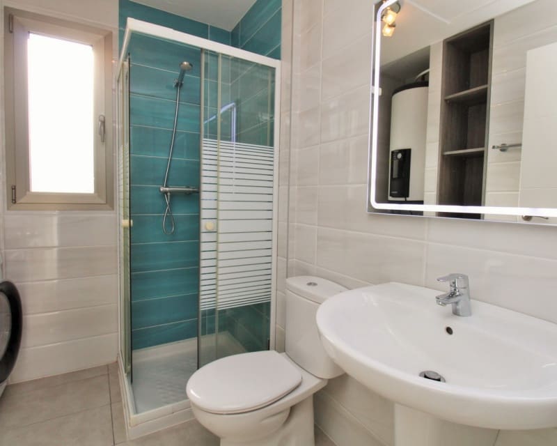 2 sovrum Lägenhet till salu i Villamartin med pool - 289 900 € (Ref: 9552220)