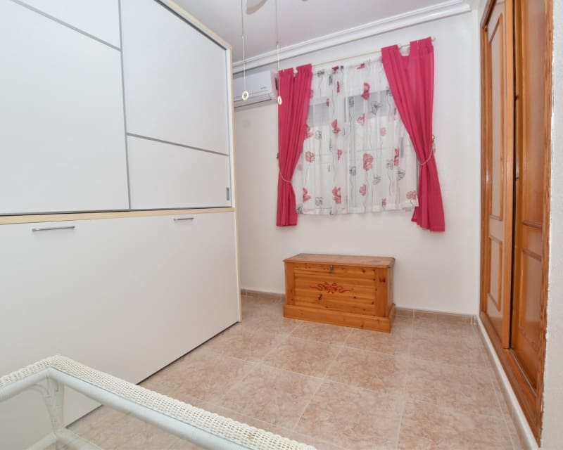Chalet de 3 habitaciones en Algorfa en venta con piscina - 214.995 € (Ref: 9552223)