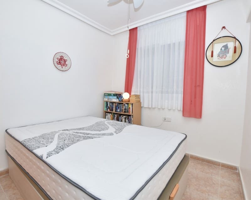 Chalet de 3 habitaciones en Algorfa en venta con piscina - 214.995 € (Ref: 9552223)