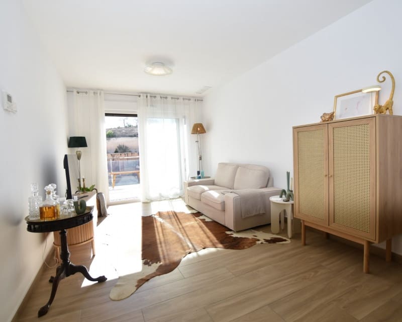 2 soveværelse Lejlighed til salg i Los Montesinos med swimmingpool - € 240.000 (Ref: 9552224)