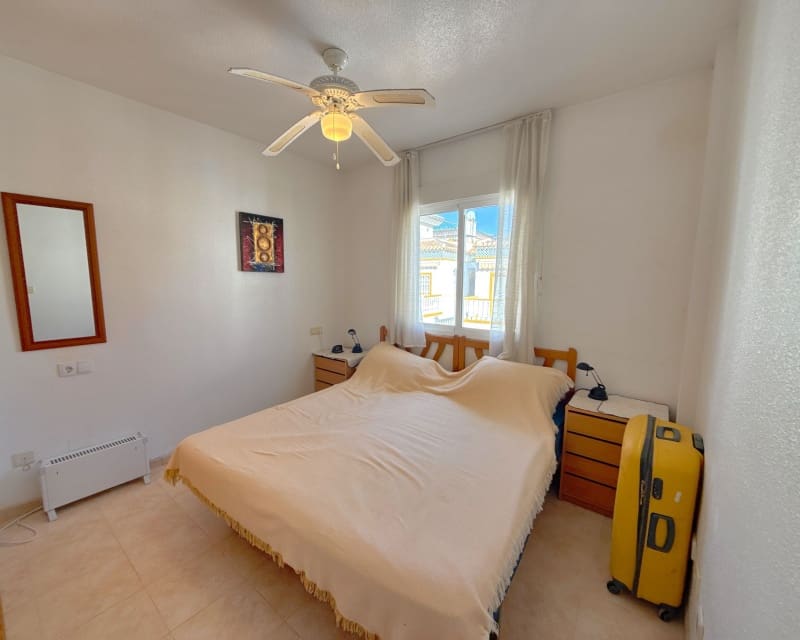 2 Zimmer Apartment zu verkaufen in La Zenia mit Pool - 169.950 € (Ref: 9552225)