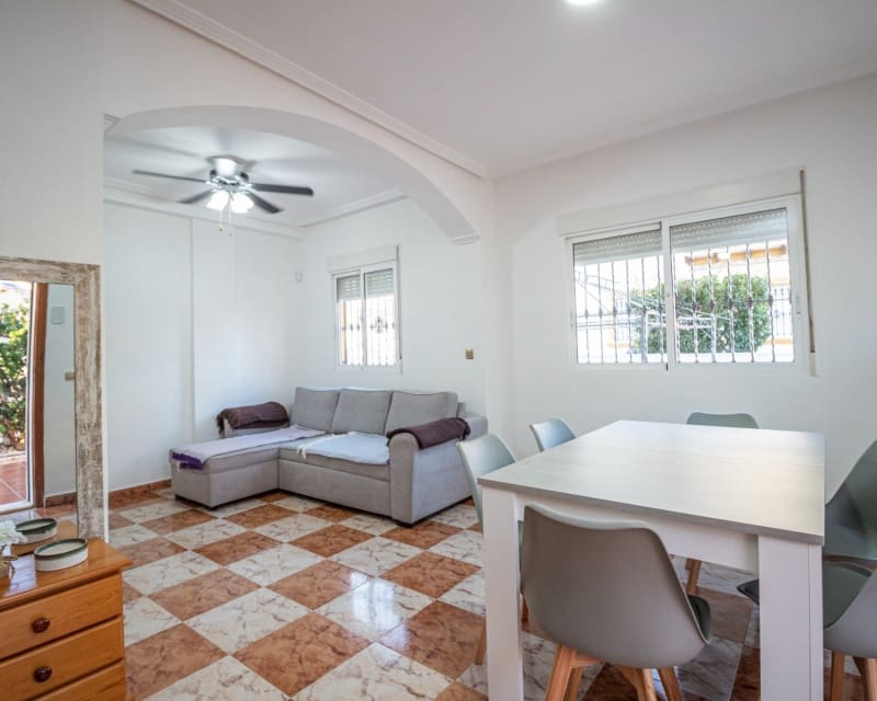 2 quarto Moradia para venda em Cabo Roig com piscina - 230 000 € (Ref: 9552227)