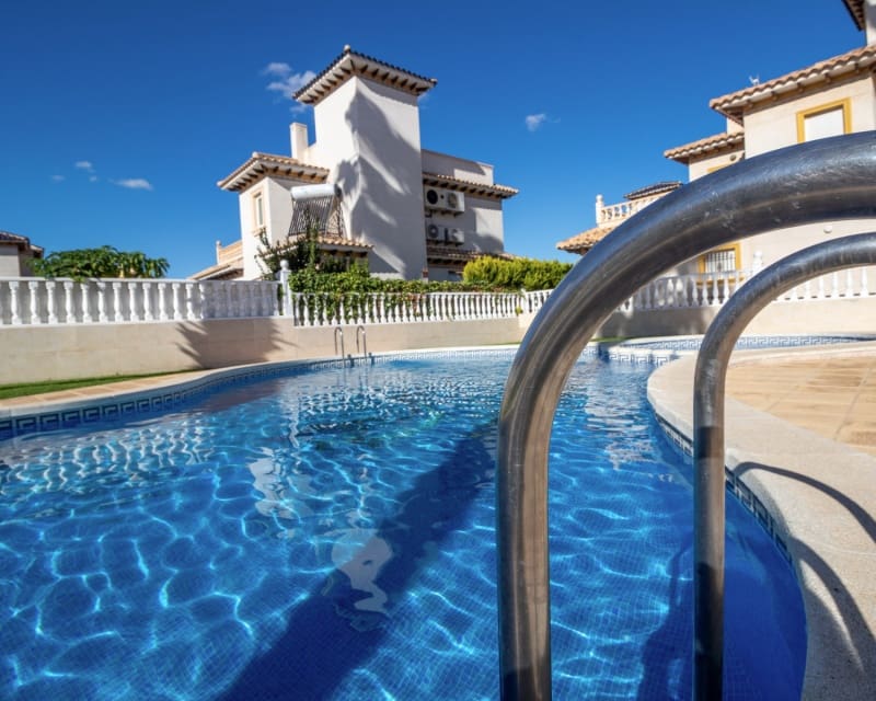 2 quarto Moradia para venda em Cabo Roig com piscina - 230 000 € (Ref: 9552227)