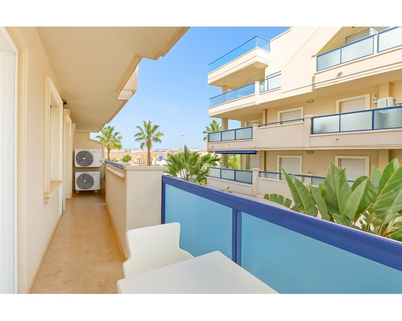 2 slaapkamer Appartement te koop in Cabo Roig met zwembad - € 184.995 (Ref: 9552228)