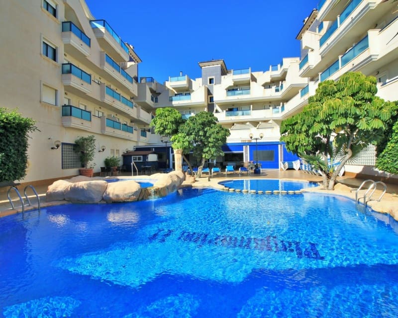 2 slaapkamer Appartement te koop in Cabo Roig met zwembad - € 184.995 (Ref: 9552228)