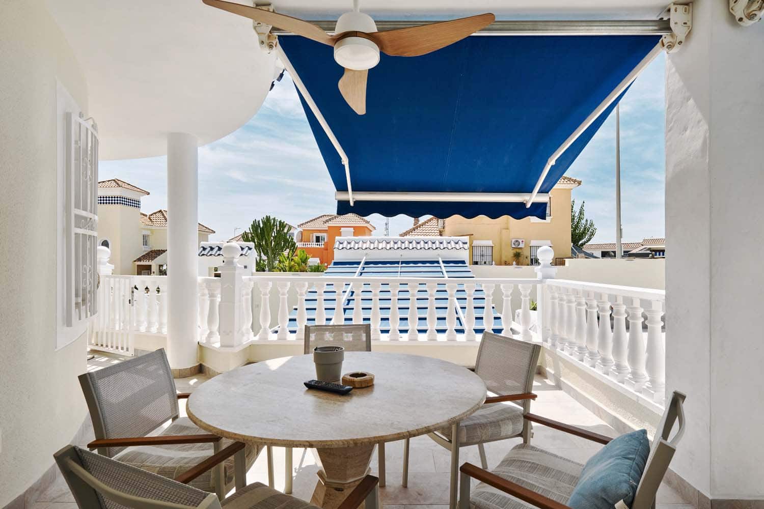 4 sovrum Villa till salu i Pinar de Campoverde med pool - 460 000 € (Ref: 9552231)