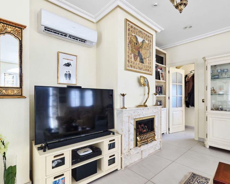 4 bedroom Villa for sale in Pinar de Campoverde with pool - € 460,000 (Ref: 9552231)