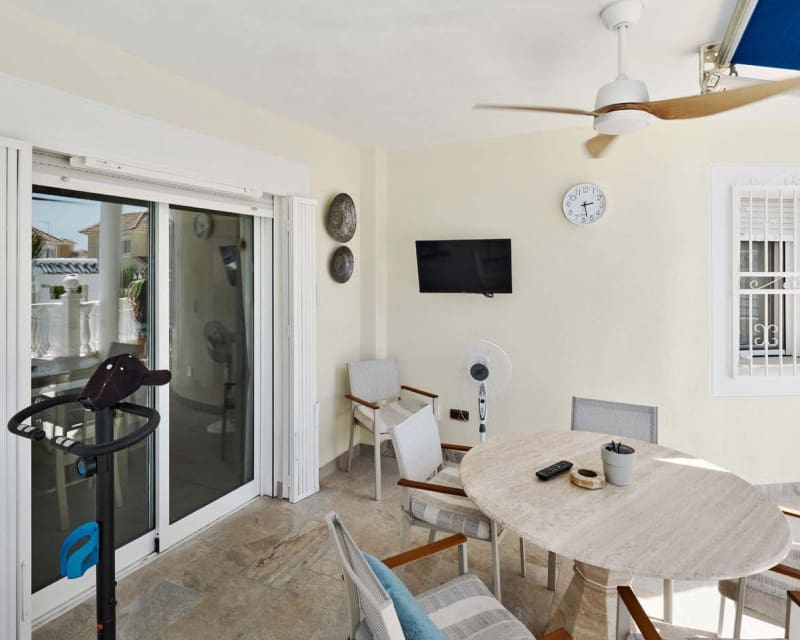 4 bedroom Villa for sale in Pinar de Campoverde with pool - € 460,000 (Ref: 9552231)