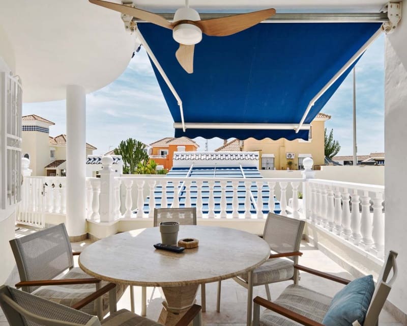 4 bedroom Villa for sale in Pinar de Campoverde with pool - € 460,000 (Ref: 9552231)