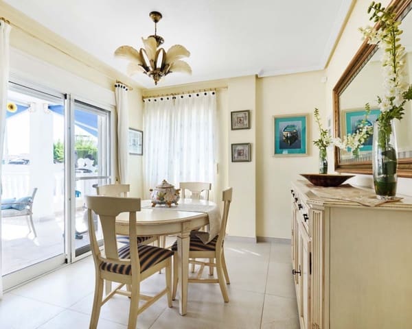 4 sypialnia Willa na sprzedaż w Pinar de Campoverde, Pilar de la Horadada z basenem - 460 000 € (Ref: 9552231)